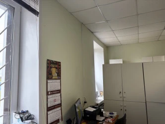 Аренда нежилого помещения общей площадью: 23,40 кв. м., пом. 8 (на плане), расположенного на 1-ом этаже здания Дома быта, кадастровый №48:13:0730202:23 по адресу: Липецкая область, Липецкий муниципальный округ, д. Новая Деревня, ул. Советская, д. 2б